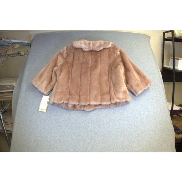 Womans Terry Lewis Classic Luxuries short faux fur coat in Dusty Rose Size Large - Picture 2 of 7